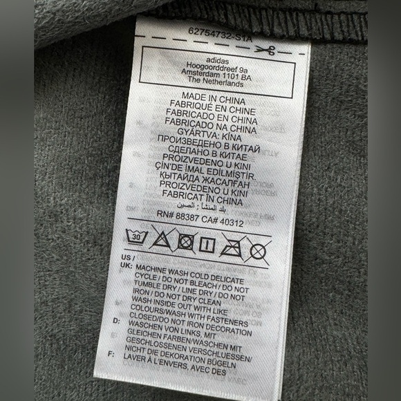 Adidas Women's Black Jacket - Picture 13 of 13